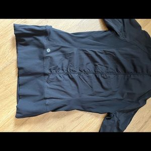 Fitted Reversible Lululemon Jacket in black